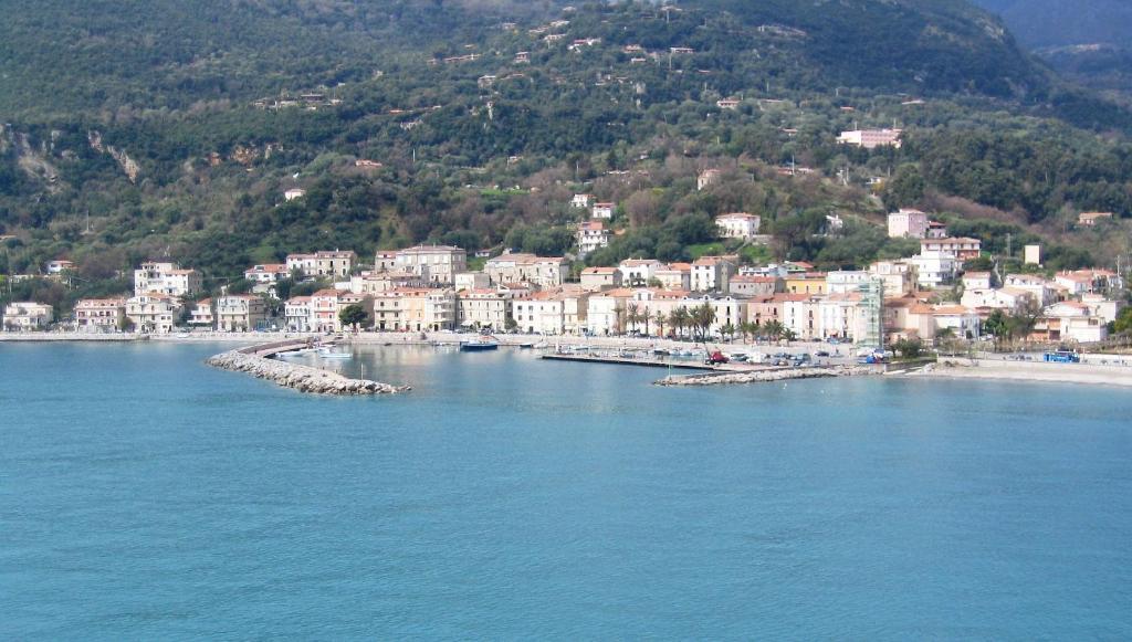 Hotel Ristorante Cavaliere Scario Exterior foto